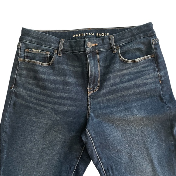 American Eagle Curvy high rise skinny kick jeans, size 14 - Picture 3 of 5